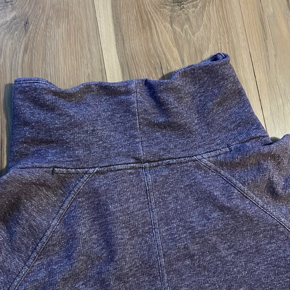 ๐ข FREE WITH ANY PURCHASE OVER $10 Columbia Cowl Neck Sweater - Lavender - Picture 10 of 16